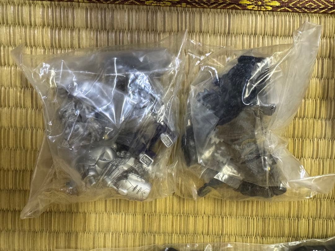 未開封品　ゴジラ　まとめ売り　ゴジラ名鑑　ガチャポン　その他　当時物　玩具