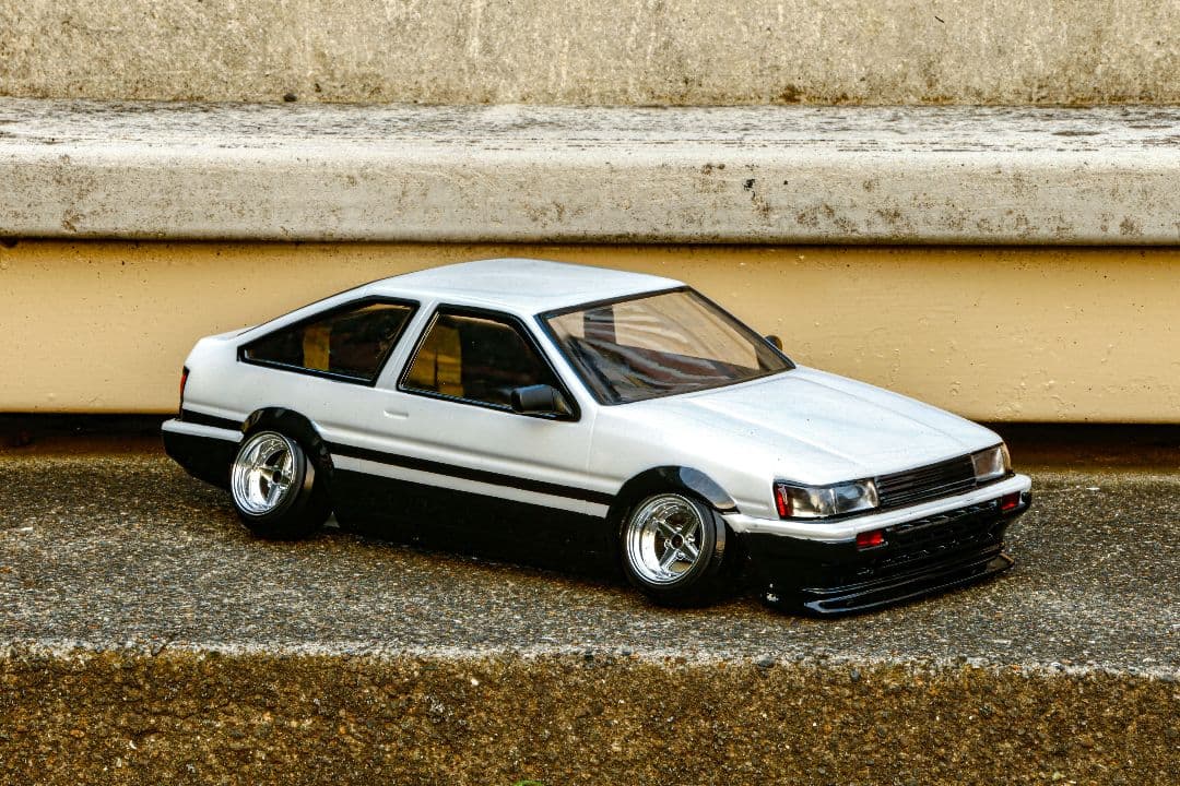 パンドラRC AE86 カローラレビン 3Dr 塗装済