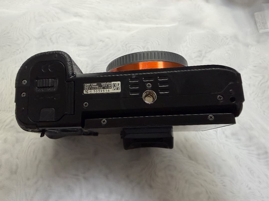 【箱付き】SONY α7 ILCE-7 初代 ミラーレスカメラ 一眼 フルサイズ