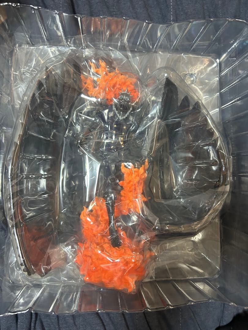 岩倉造形　ワンピースフィギュア　おでん　キング