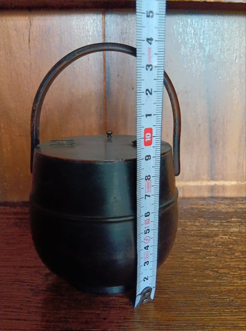 銅製　丸型蓋付き容器　灰皿　凹み有　ヴィンテージ　花器