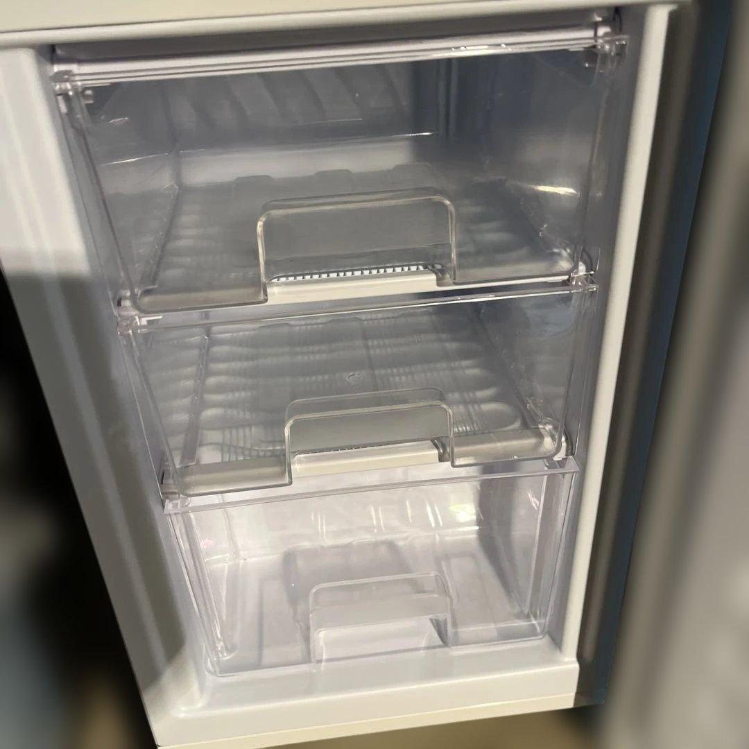 【美品】札幌発　アイリスオーヤマ　レトロ　冷凍冷蔵庫PRR-142D ブラック