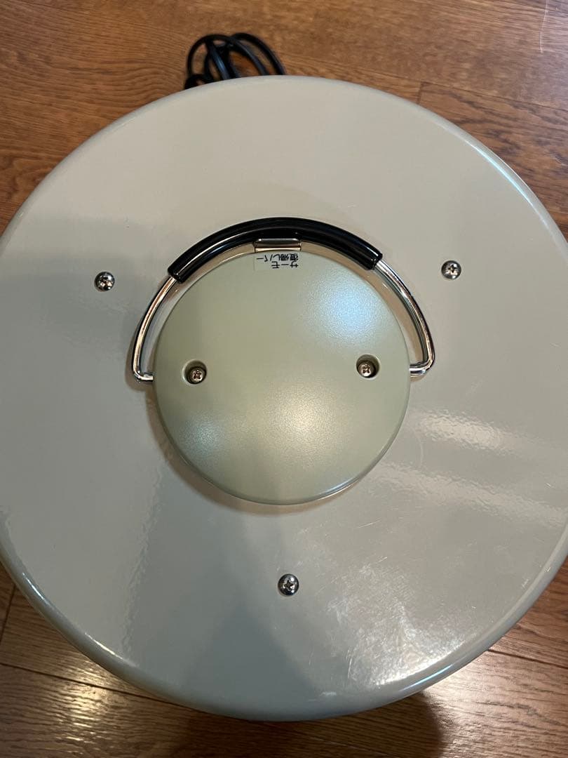 暖話室 1000型H 株式会社アールシーエス　遠赤外線パネルヒーター