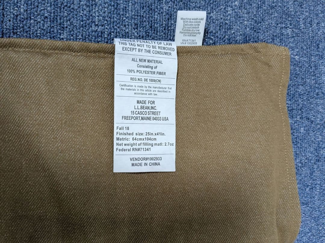 タグつき エルエルビーン ラゲッド・トラベル・ドッグ・ブランケット