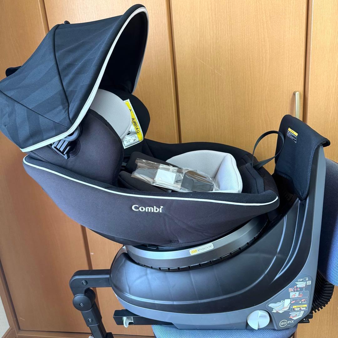 【美品】Combi クルムーヴスマートisofixエッグクッションNeo