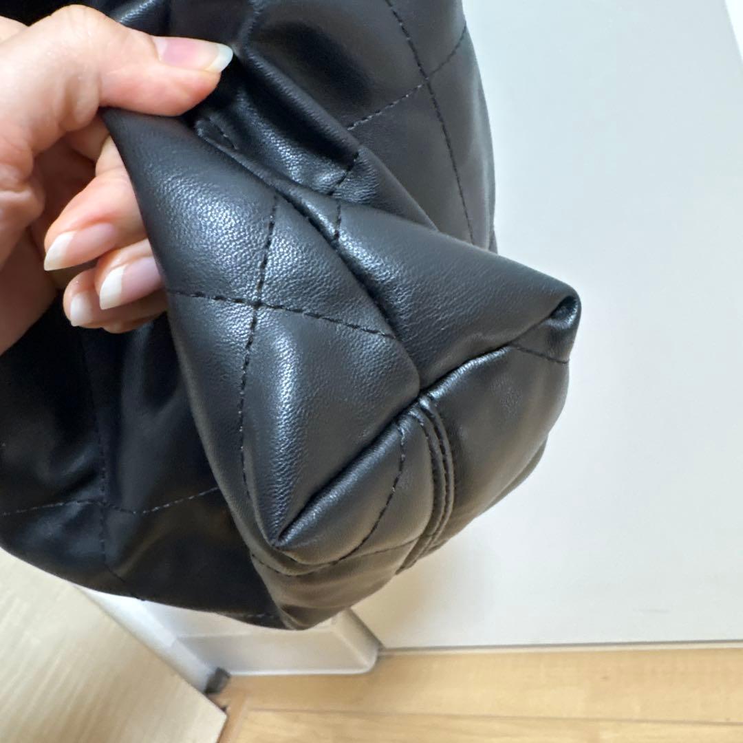 キルティング黒ショルダーバッグ　スローブイエナ