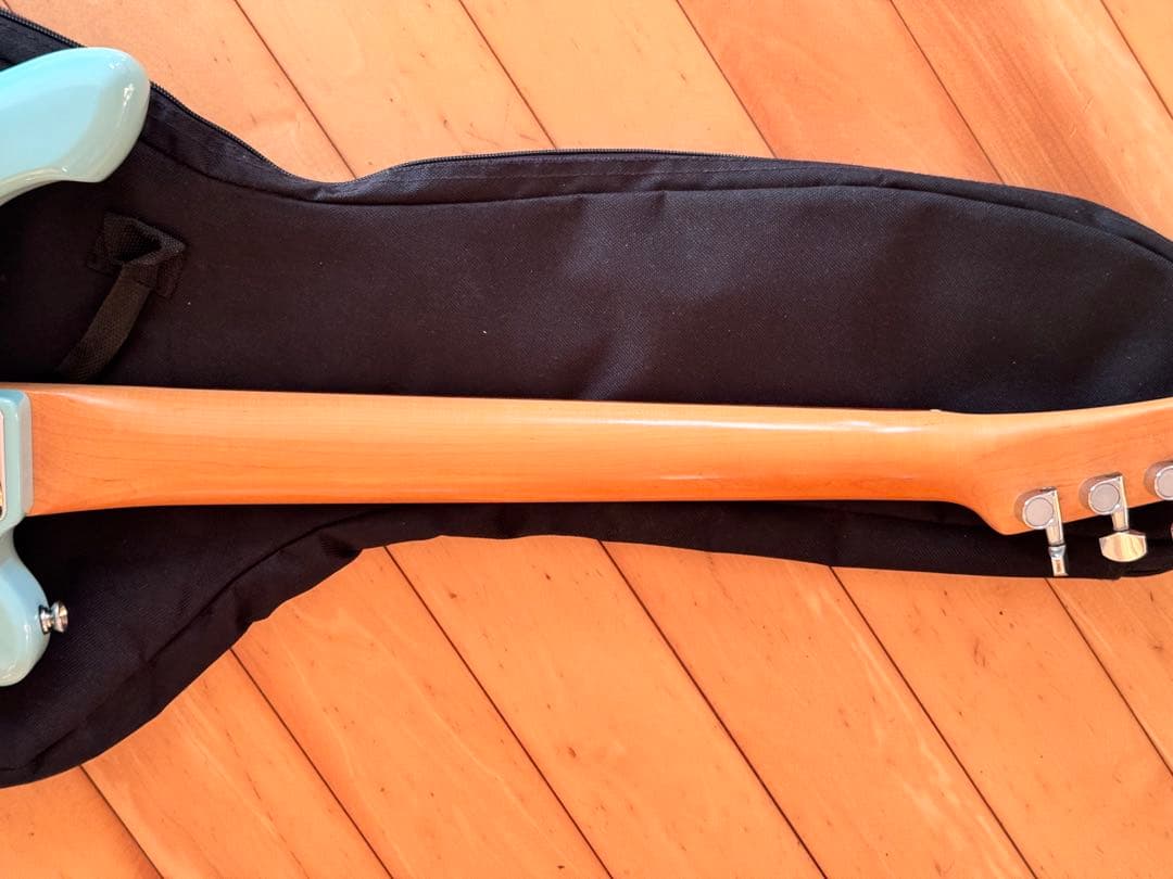 新春値下げYAMAHA SGV300 ミントブルー エレキギター