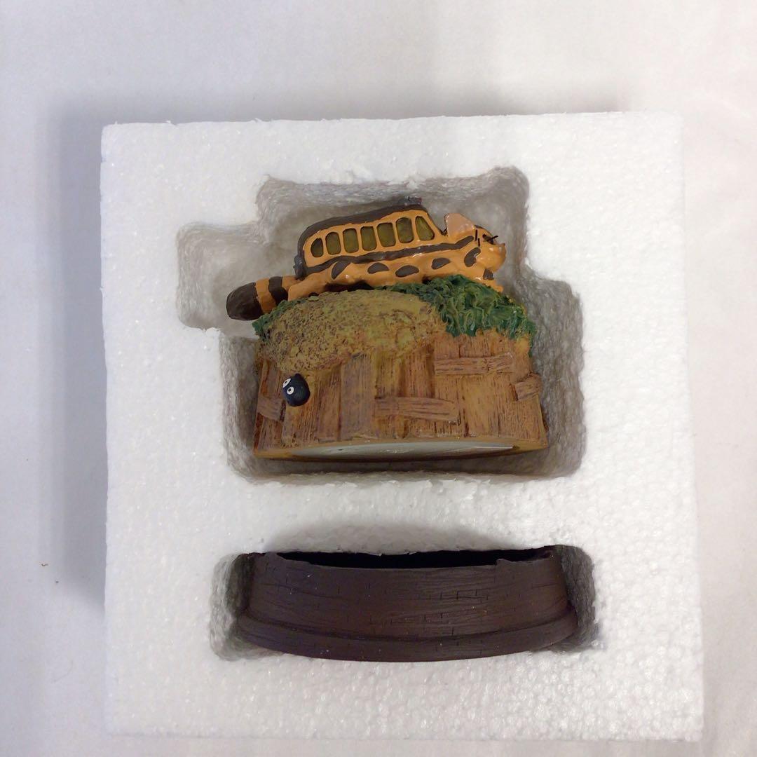 美品　「となりのトトロ」ネコバス フィギュア リアルファンタジー　LED光る