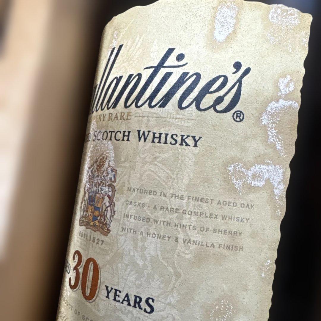 Ballantine's 30年 ブレンデッドスコッチウイスキー 木箱入り