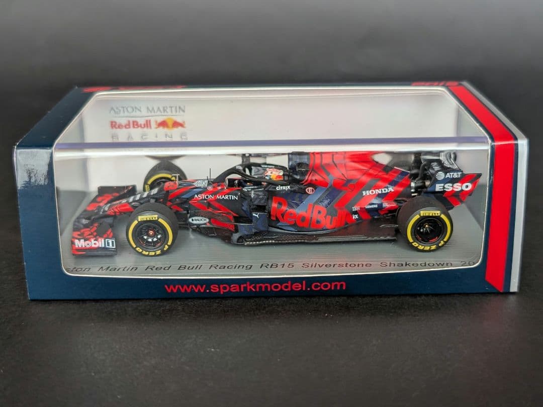 【ふにタッペン】スパーク1/43 RB15 シルバーストン シェイクダウン