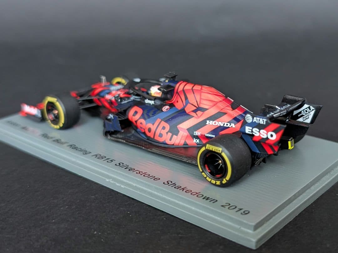 【ふにタッペン】スパーク1/43 RB15 シルバーストン シェイクダウン