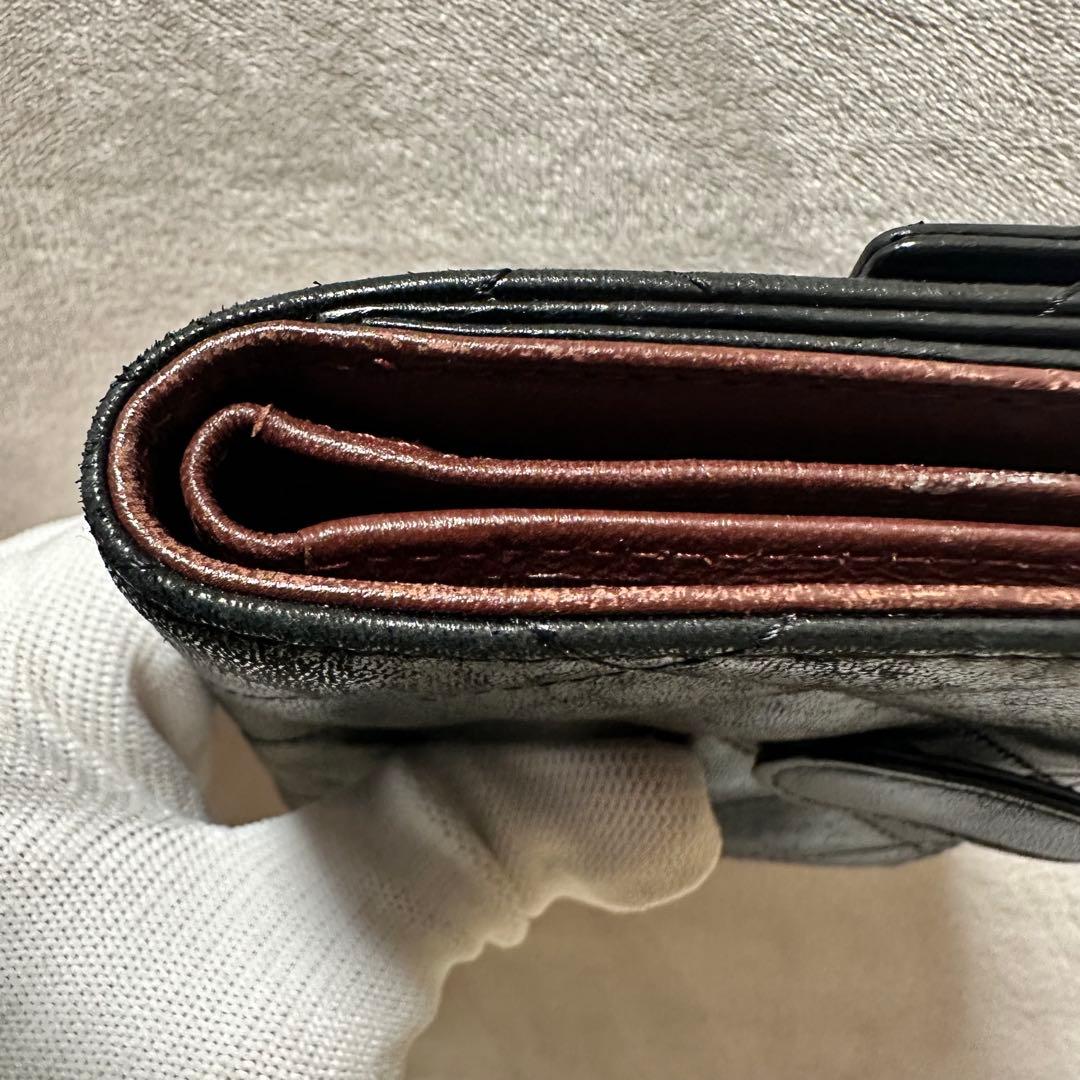 ⭐️新春限定価額⭐️CHANEL 二つ折り財布 黒コンパクトウォレット