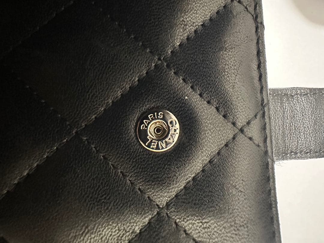 ⭐️新春限定価額⭐️CHANEL 二つ折り財布 黒コンパクトウォレット