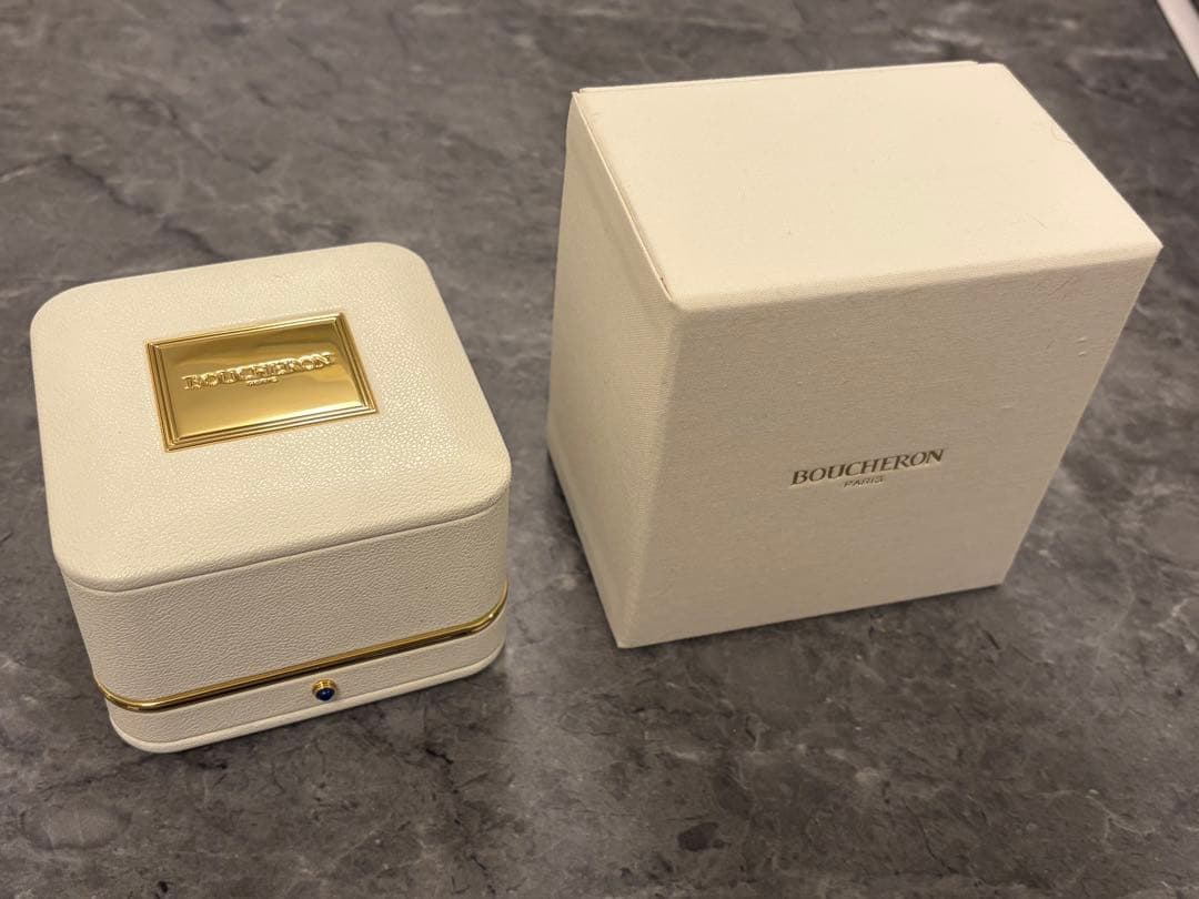 ブシュロン キャトル ラディアント リング ハーフ