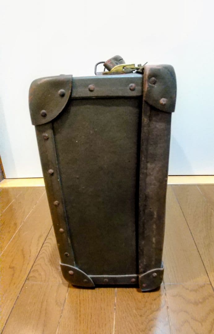 旧日本軍・海軍・陸軍・航空隊・電熱航空被服ケース