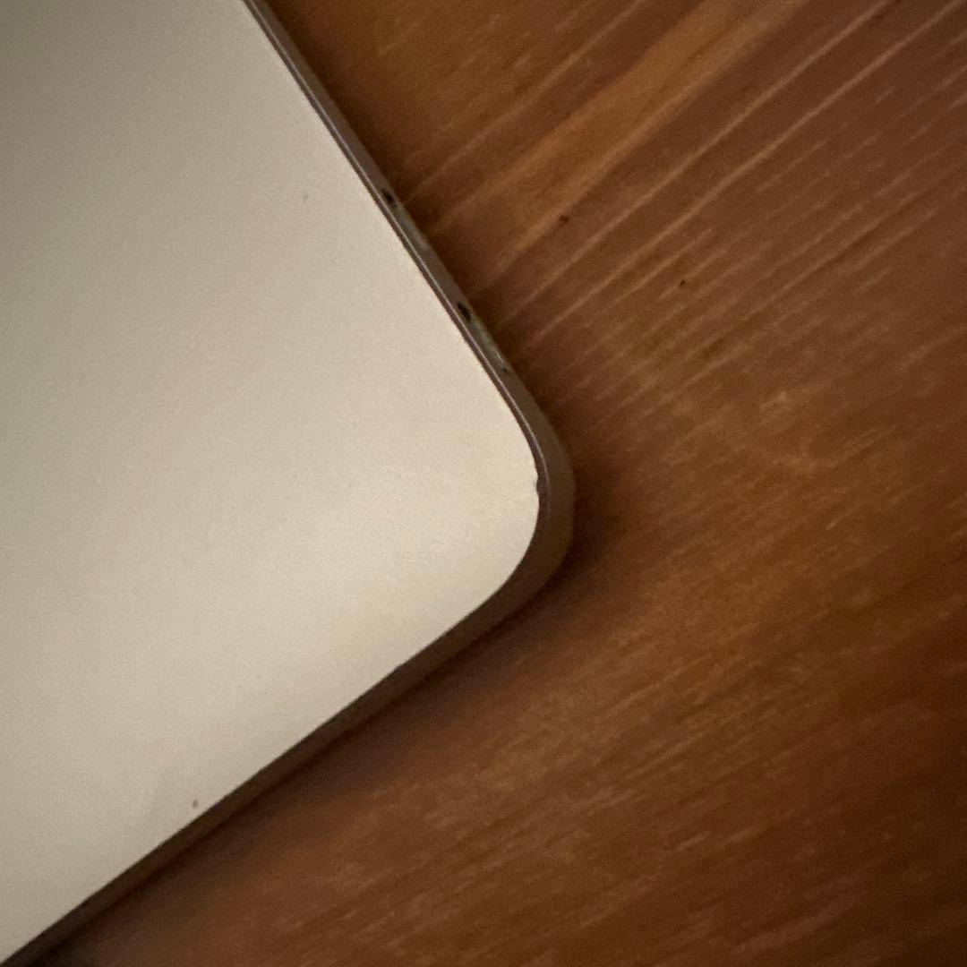 【箱なし】MacBook Air (M1 2020) 8gb/256gb