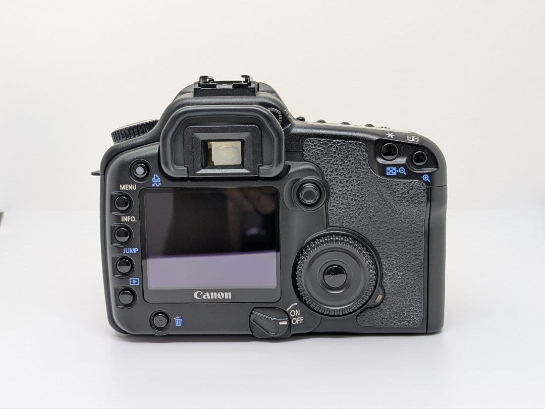 1月3日限定価格♪【名機】Canon EOS 30D レンズキット