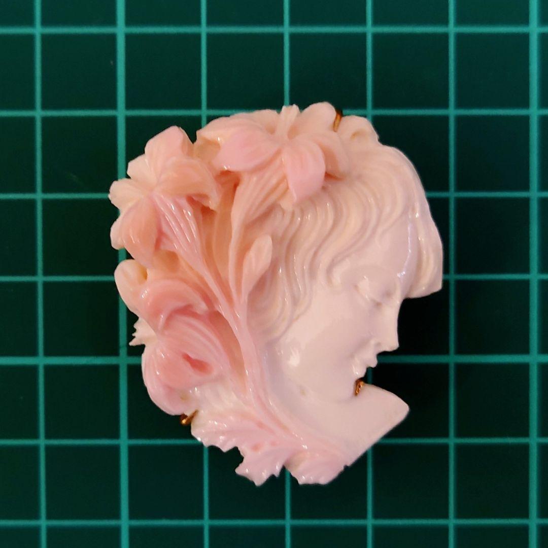 作家物 R. ペルニーチェ氏作　コンクシェルカメオ　ブローチペンダント