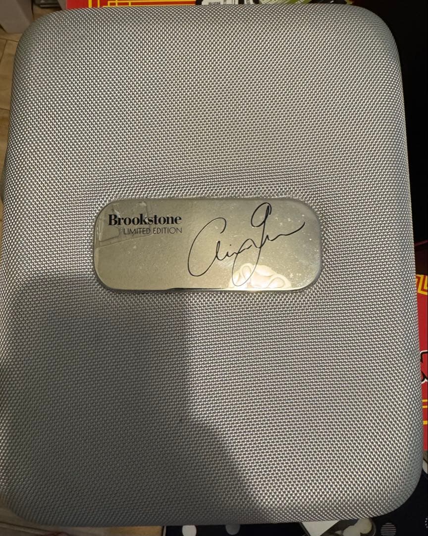 N*o様 【限定】Brookstone Ariana 猫耳ヘッドホン アリアナグ