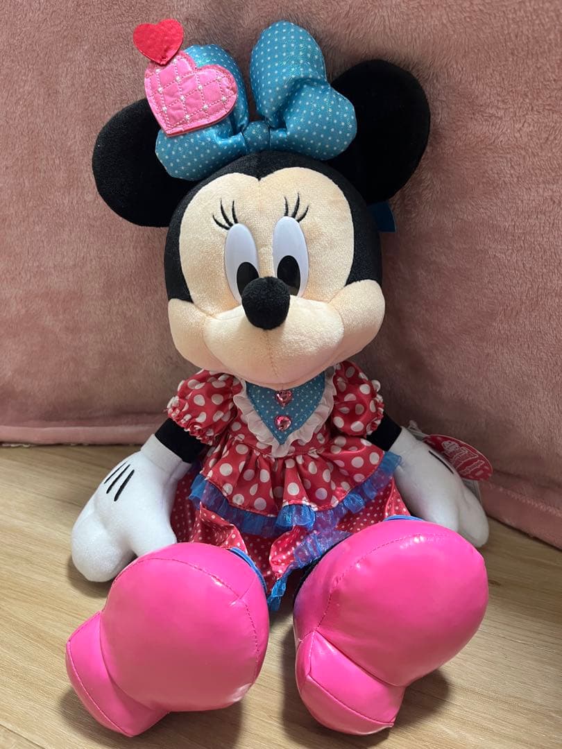 か*ん様 ミニー　パルパルーザ　ぬいぐるみ　新品　タグ付き　ディズニー