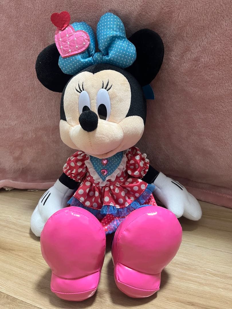 か*ん様 ミニー　パルパルーザ　ぬいぐるみ　新品　タグ付き　ディズニー