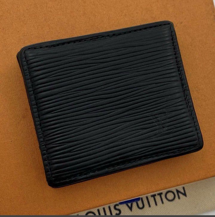 極美品ルイヴィトンエピポルトモネ小銭入れ財布ブラック目立った傷や汚れなし送料無料