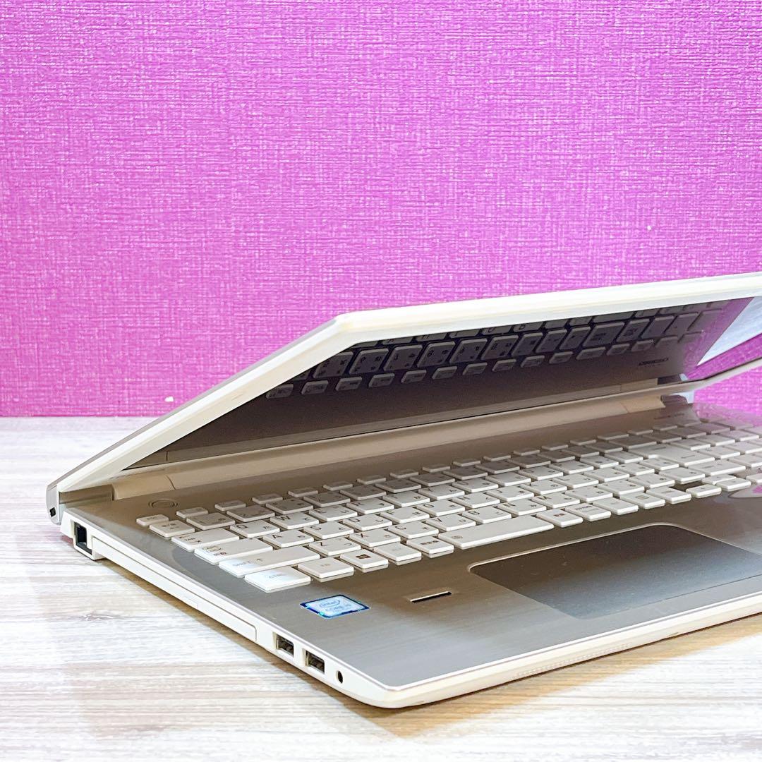 薄型✨7世代 Corei5✨8G✨すぐ使えるノートパソコン✨ブルーレイ✨フルHD