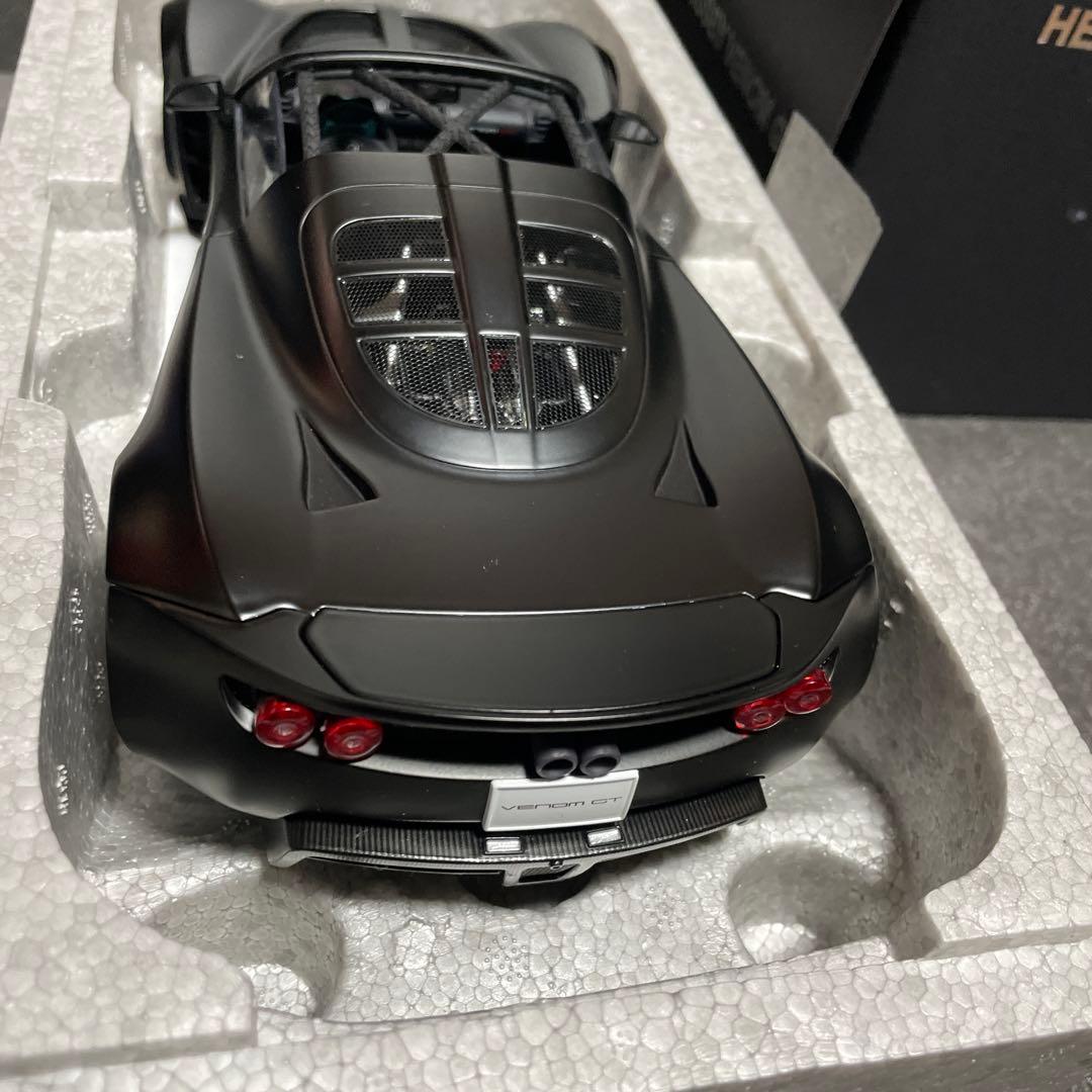 オートアート1/18ヘネシー　ヴェネム GT