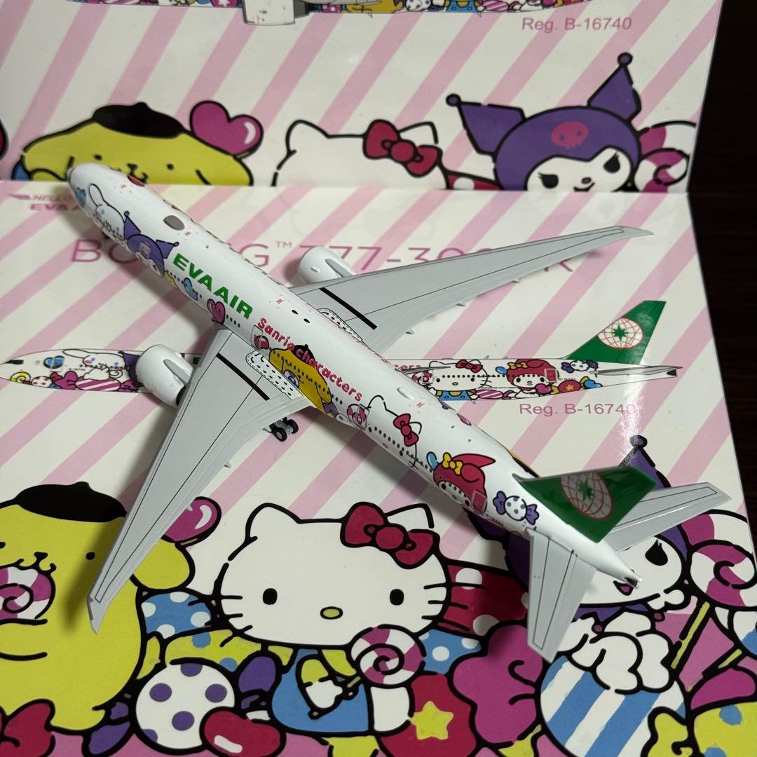 仲*介様 NG EVA AIR エバー航空 B777-300ER ハローキティ