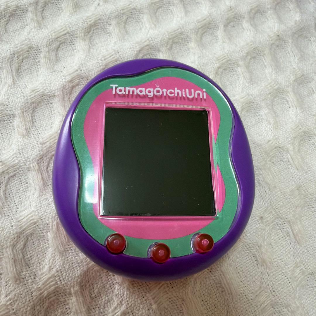 Tamagotchi Uni パープル バンド ストラップ付き