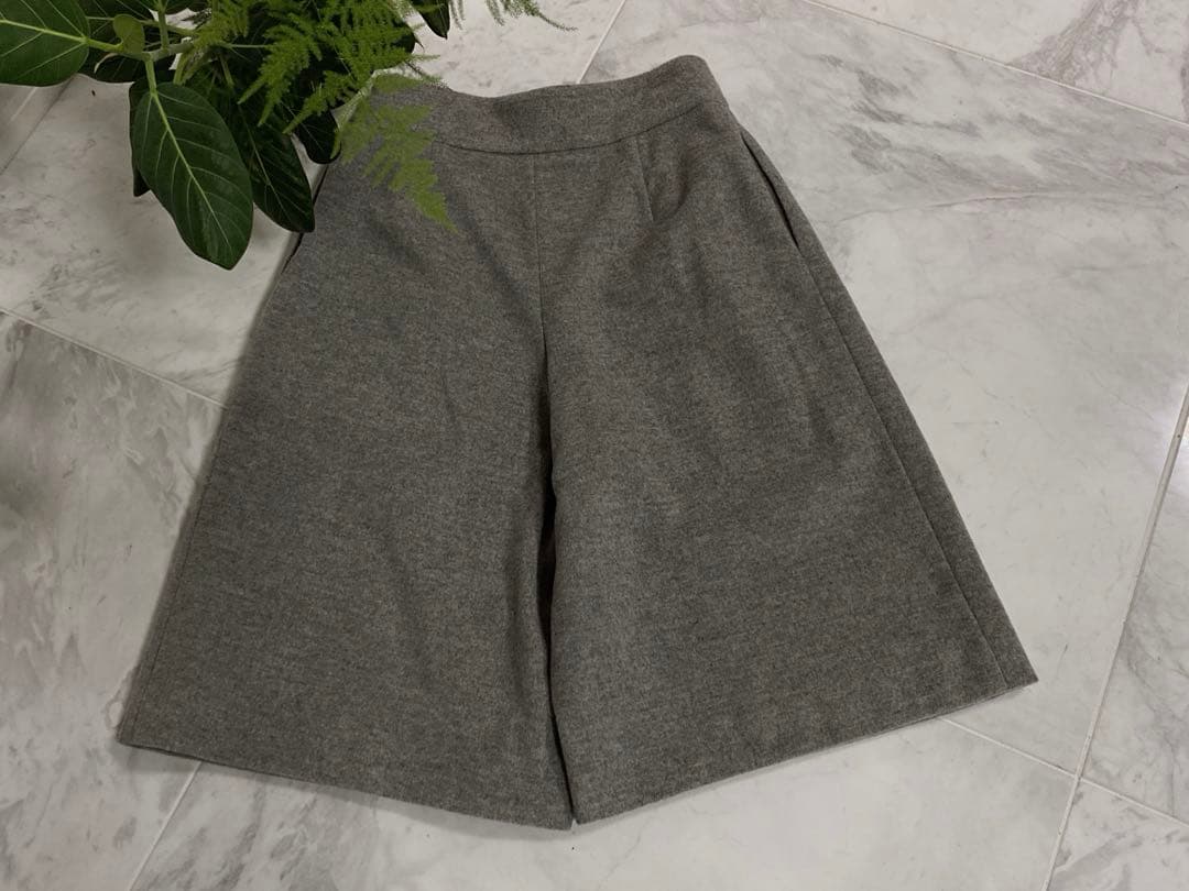 極美品★ FOXEY/フォクシー カシミヤ100％ワイドショートパンツ38