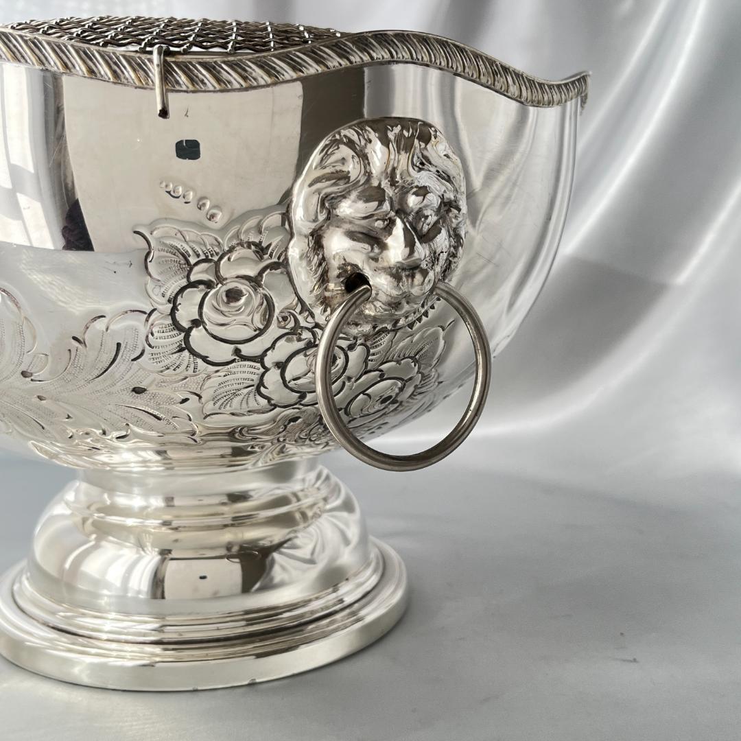 【英国】 ライオンのローズボウル / センターピース 直径27cm 花器