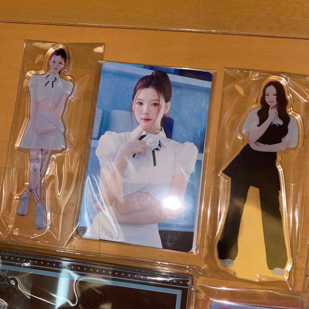 NiziU リオ LOVELINE アクリルスタンド