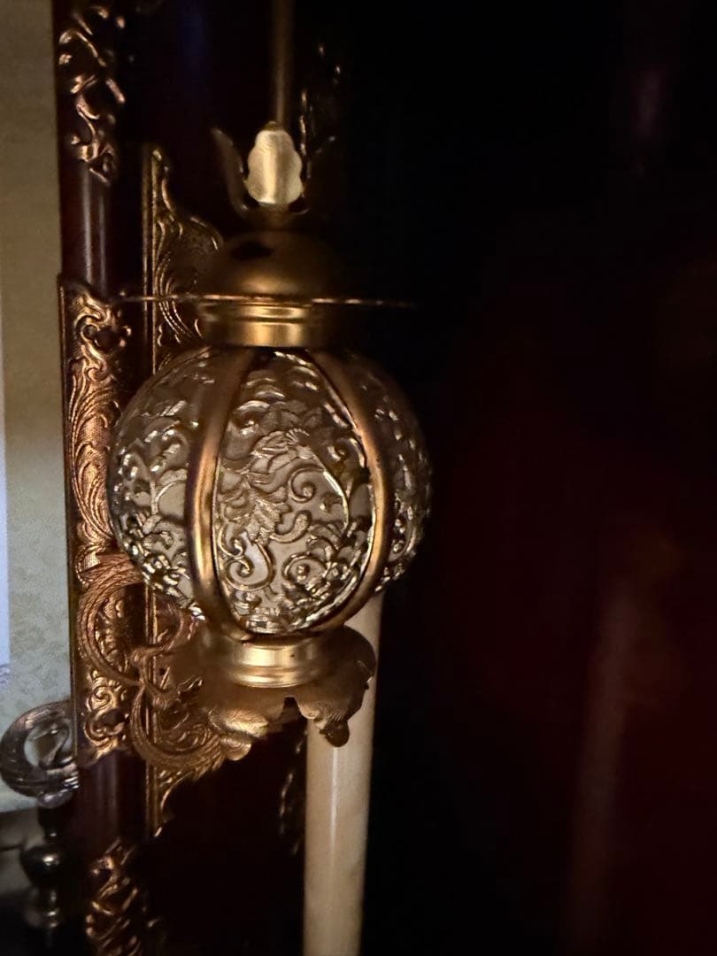 90万円前後？総無垢シタン？カリン？ 巨大家具調仏壇 最高級 最高級彫刻