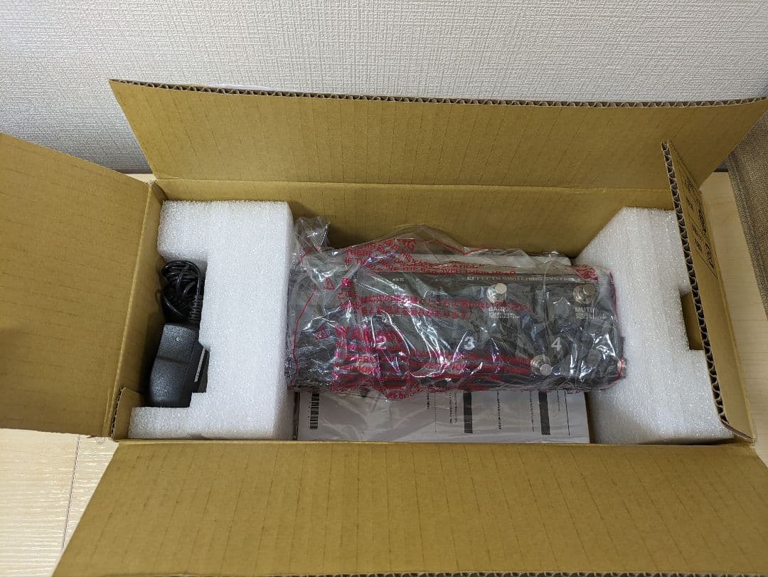 BOSS ES-5 スイッチャー