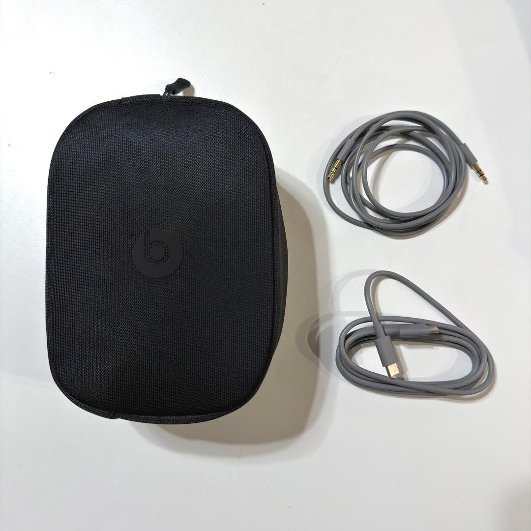 Beats solo 4 ブラック