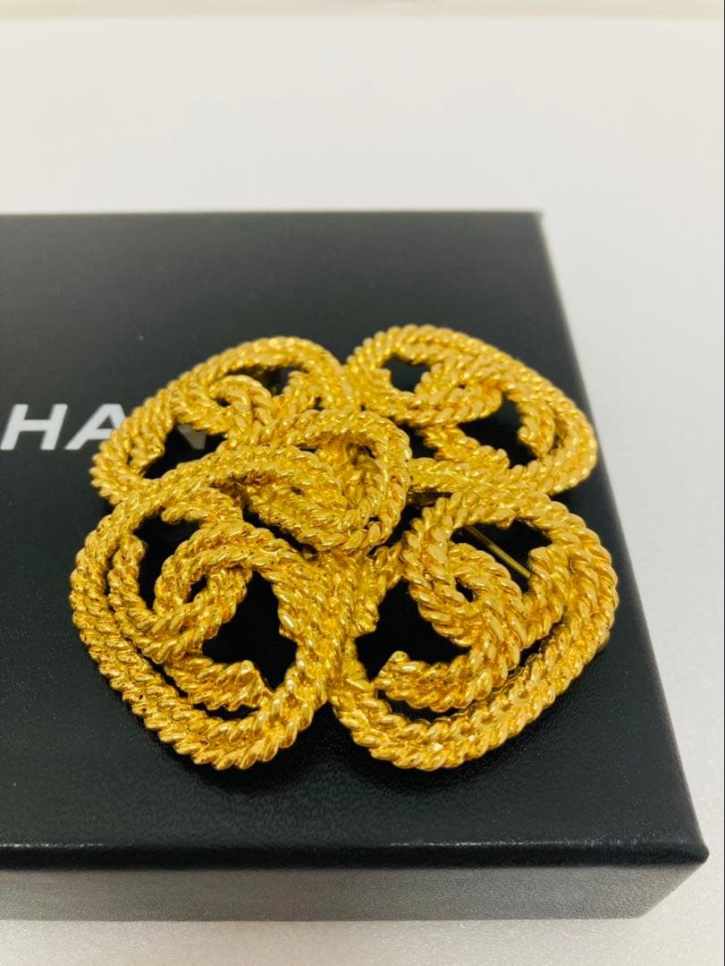 【ヴィンテージ】 シャネル ブローチ ココマーク クローバーモチーフCHANEL