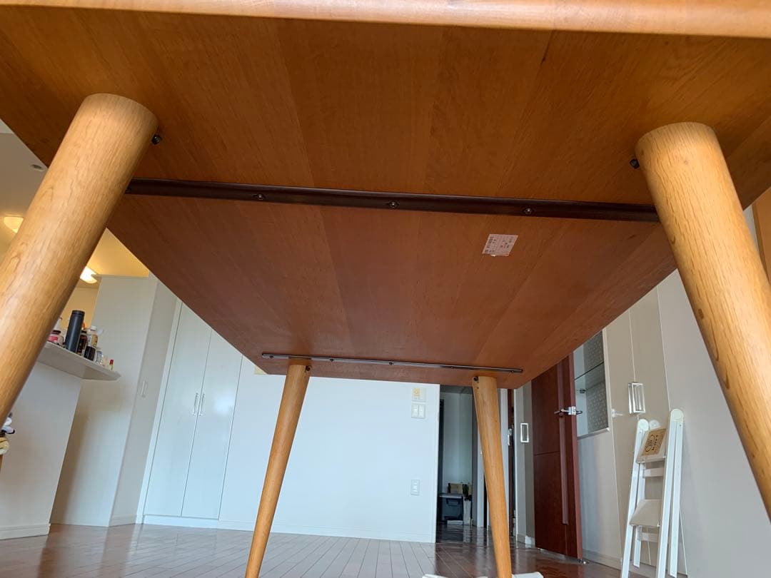 飛騨高山　柏木工　ナラ無垢材オイル仕上げダイニングテーブル