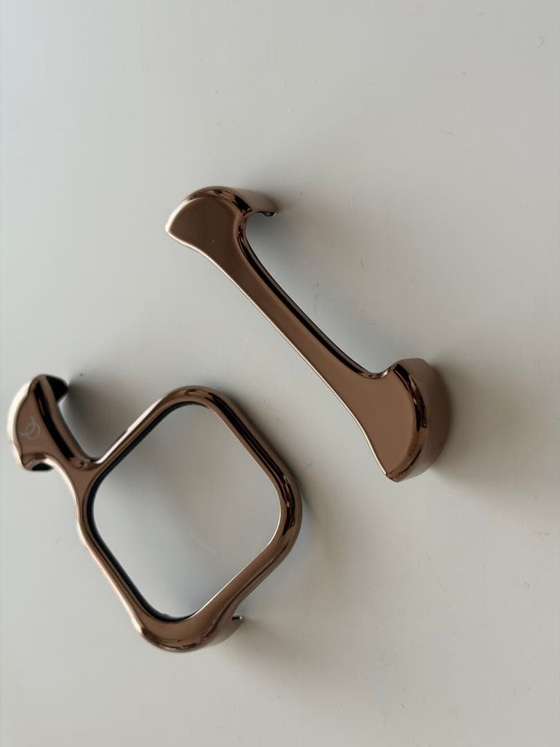 iPhone16Pro用 バンパーケース Arc Pulse ローズフロンズ