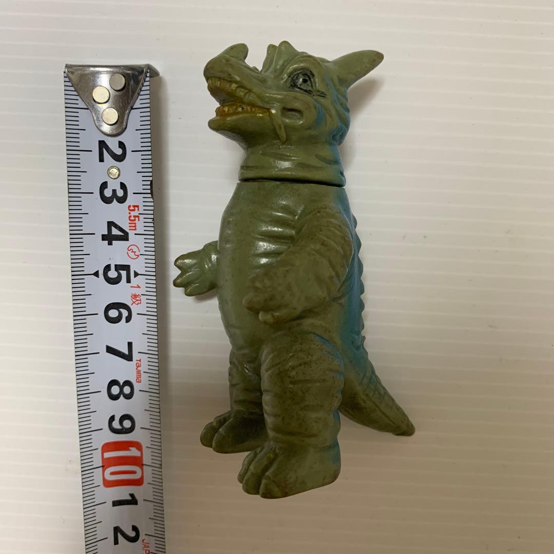 怪獣フィギュア ブルマァク　パゴス