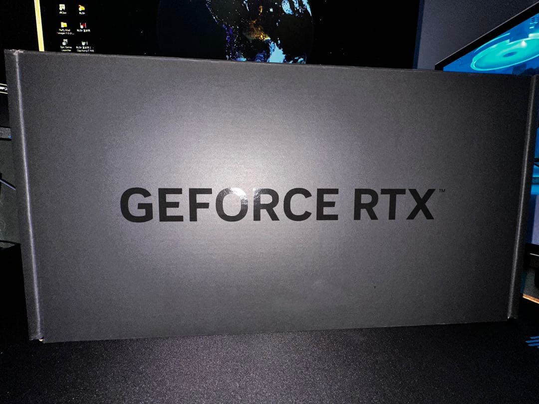 GALAKURO GeForce RTX 4070 本体