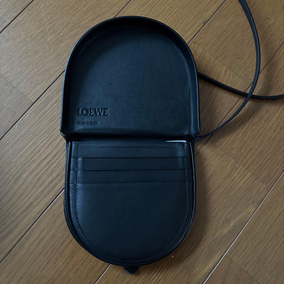 LOEWE ブラックレザー ケース ショルダー