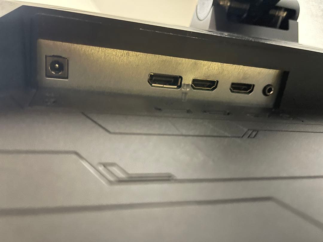 ASUS TUF Gaming 27インチ モニター