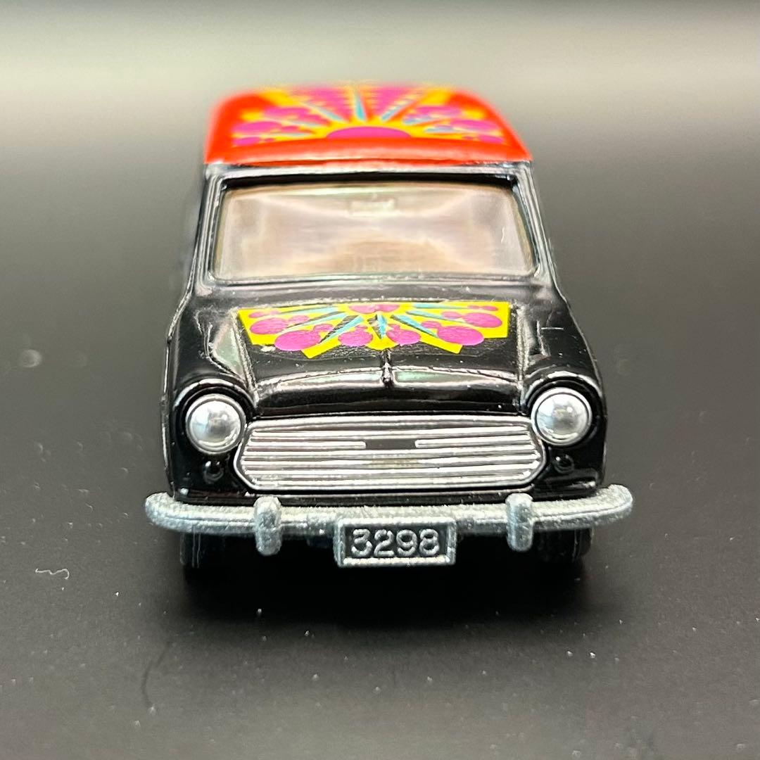 tomica ミニクーパー　トラフィック　ポップアート仕様　 日本製　トミカ