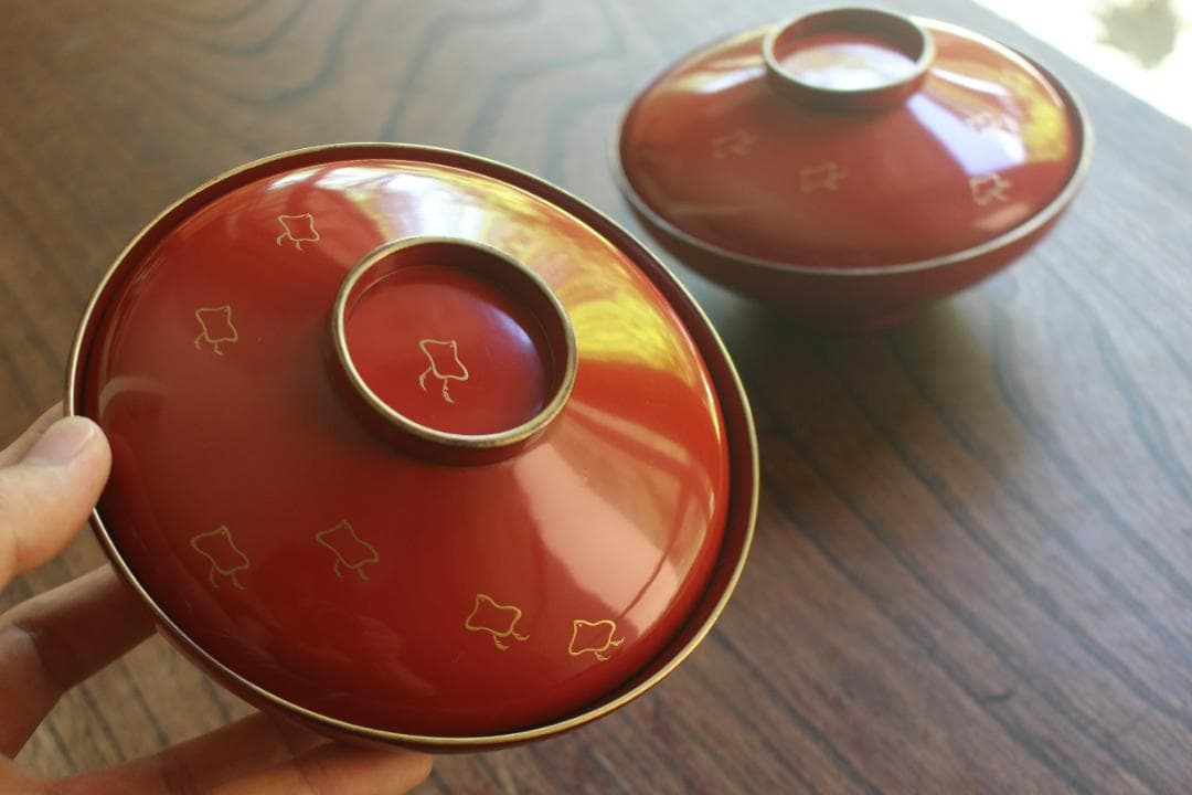 デッドストック！極上金縁朱漆に優美な波千鳥蒔絵のお椀2点（検輪島塗蒔絵椀雑煮椀