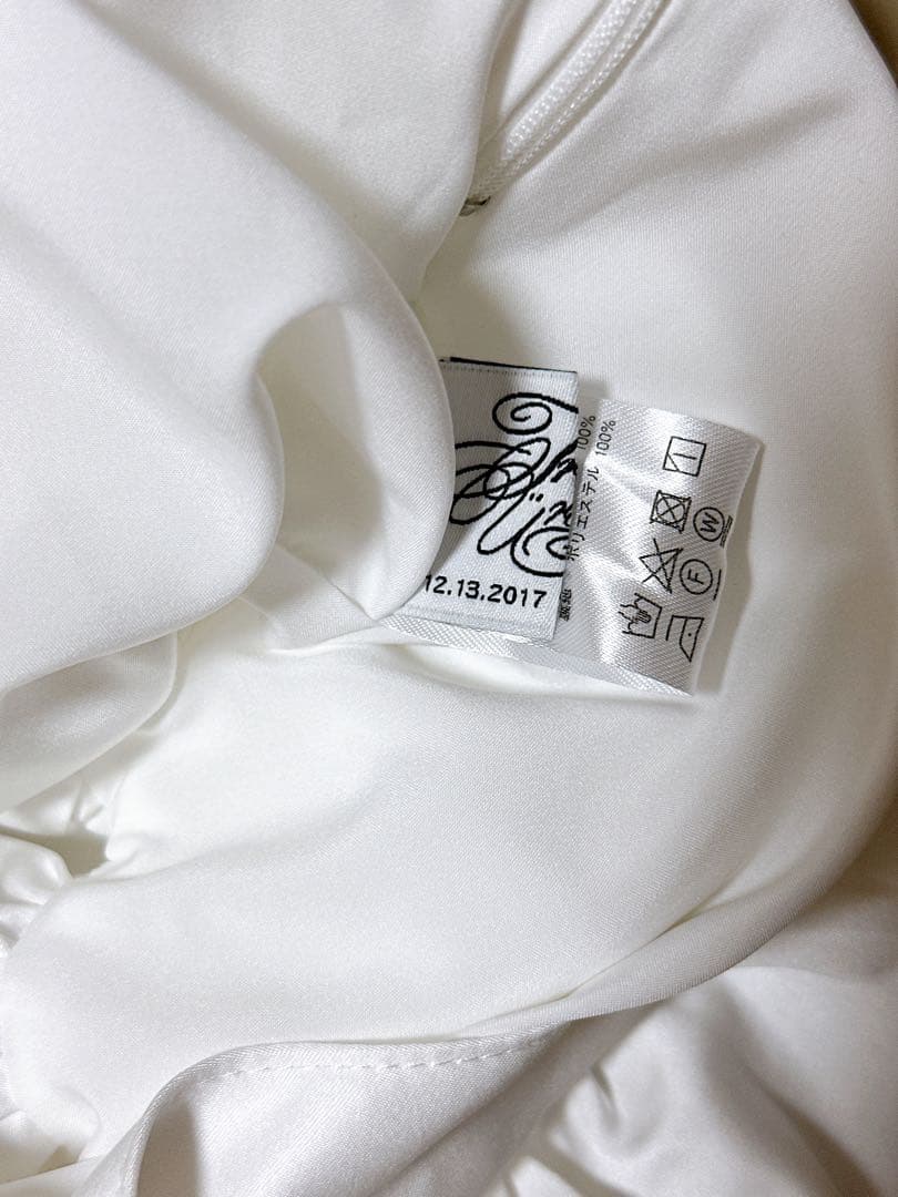 TreatÜrself satinballoonshortpants white