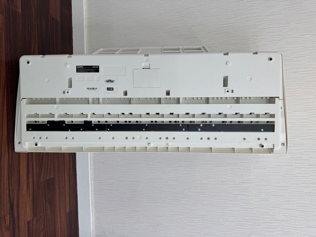 CASIO　電子キーボード　 LK-516　 2020年製