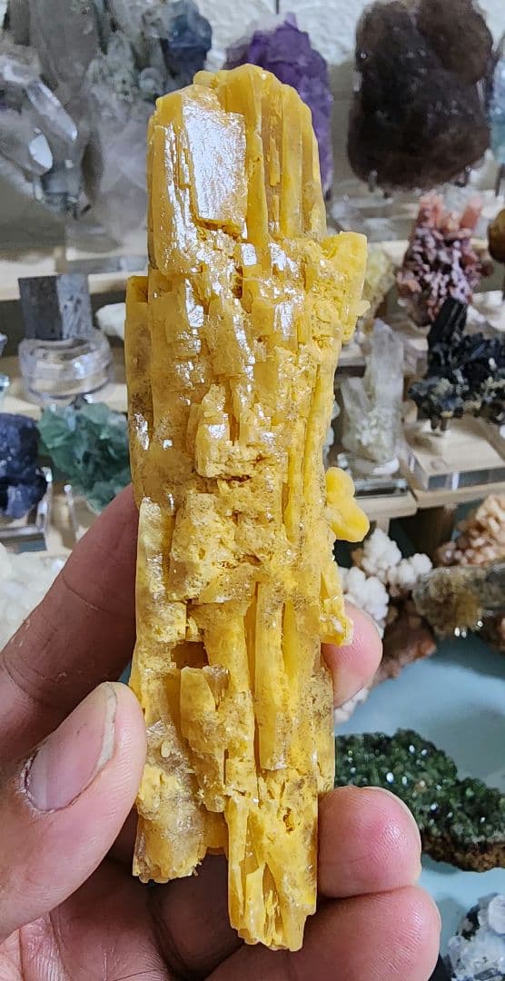 大型柱状方解石