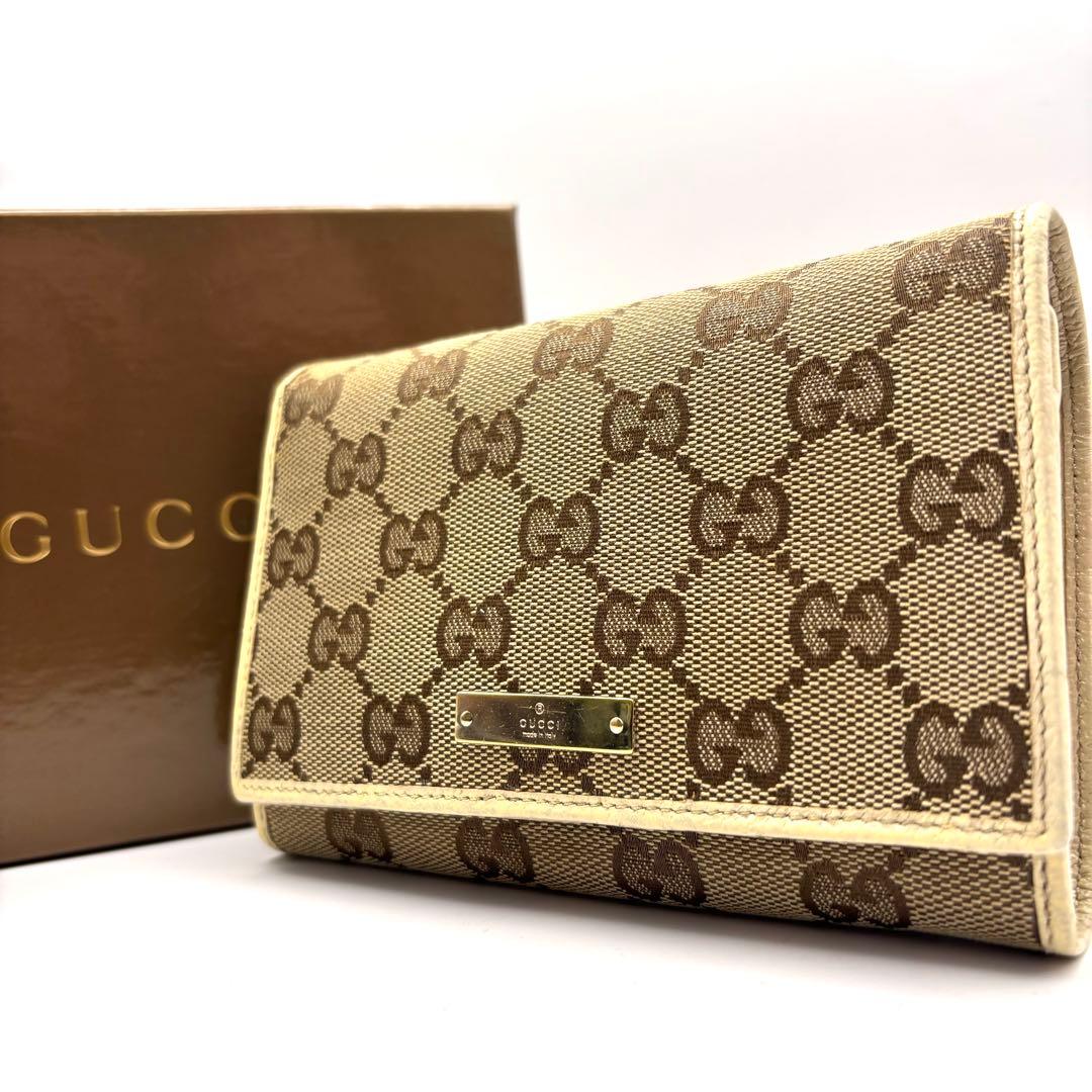 グッチ 折り財布 GGキャンバス ロゴ プレート アイボリー ファスナー
