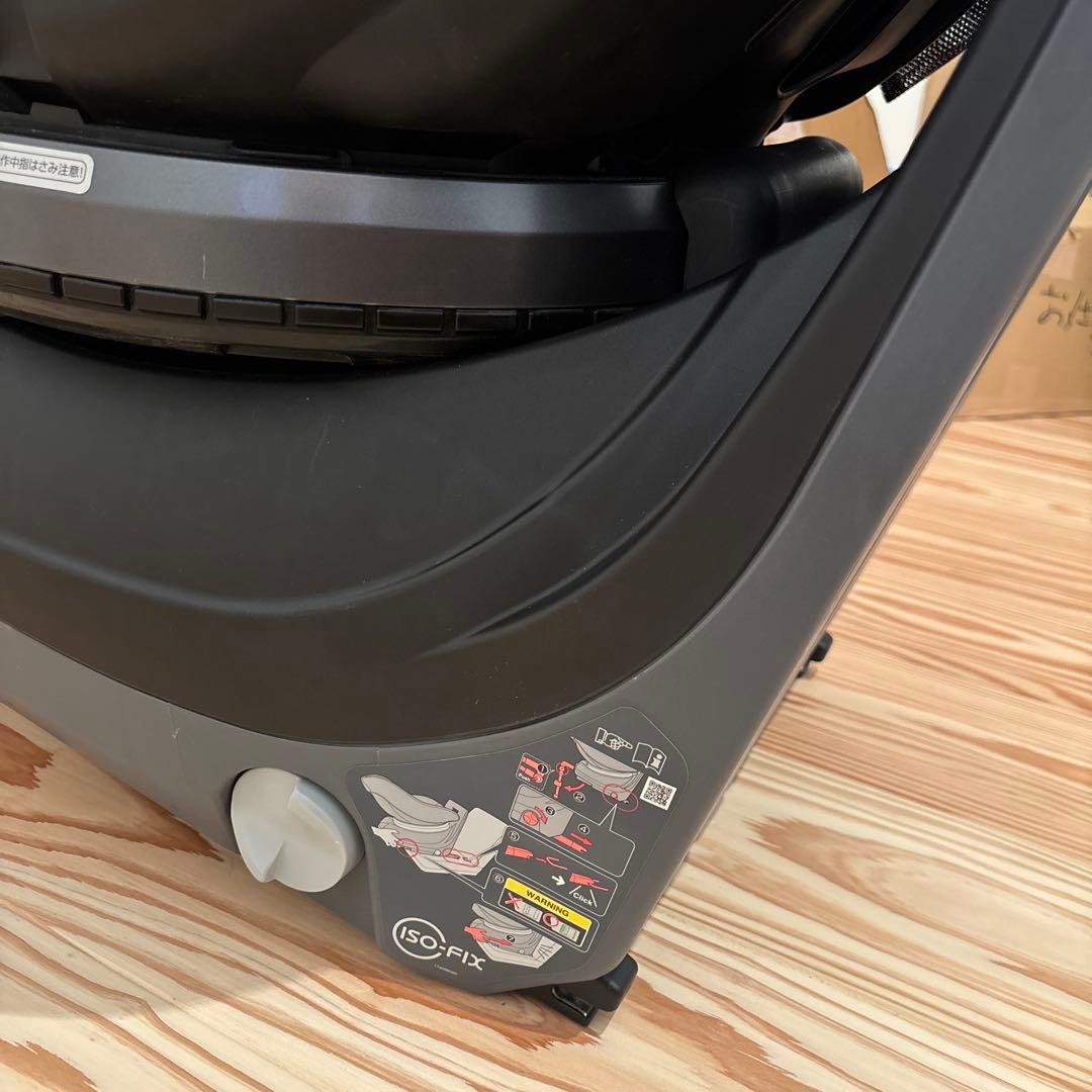 combi クルムーヴ ISOFIX チャイルドシート　ネイビー　取説あり